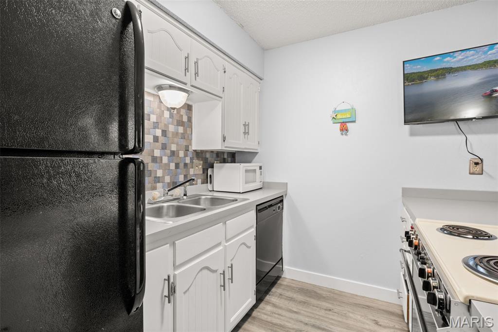 Maywood Condo 3 - Residential