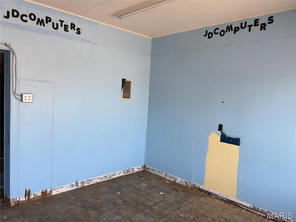 Rock Road Terrace - Commercial Sale