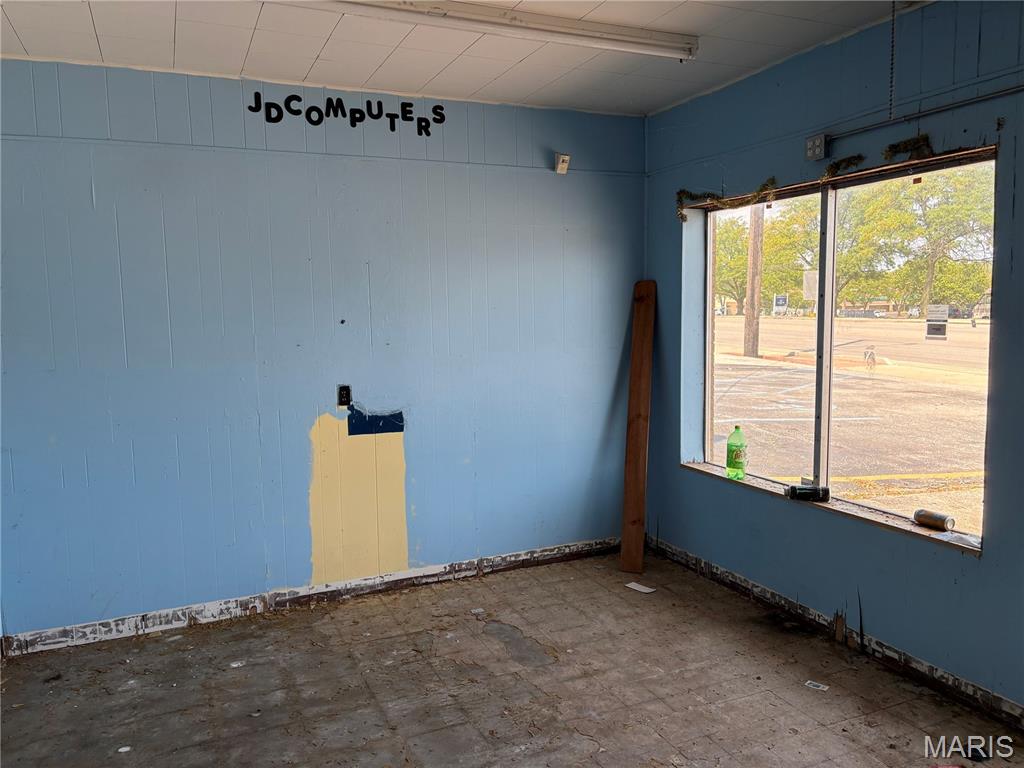 Rock Road Terrace - Commercial Sale