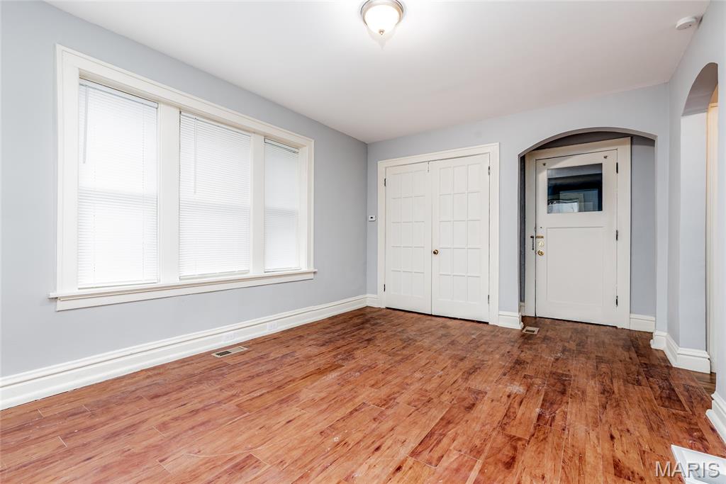 4219 Ellenwood Avenue