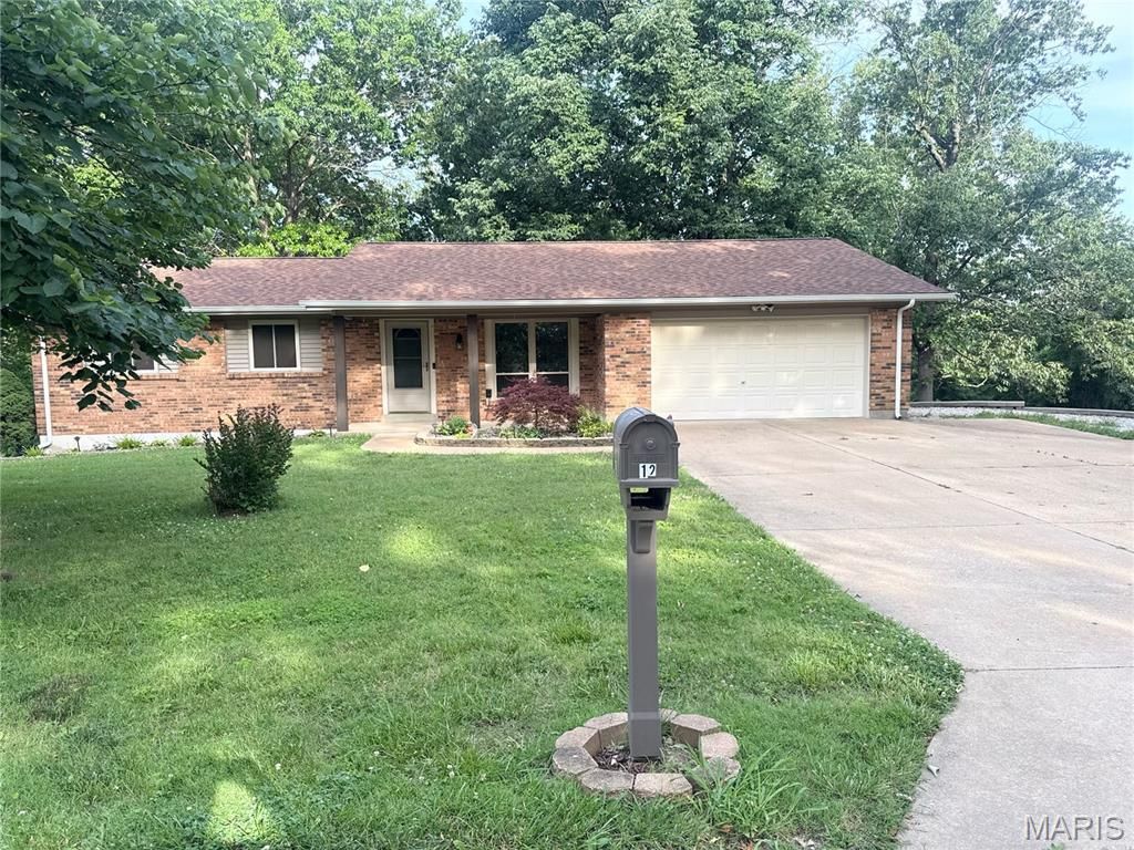 Photo of 12 Deer Trail, Festus, MO 63028 (MLS # 26038982)