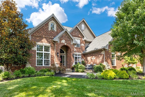 11727 FAWNRIDGE DR, DES PERES, MO 63131 - Image 413d0dfd8c66efbca404da5e85644359/3215317203