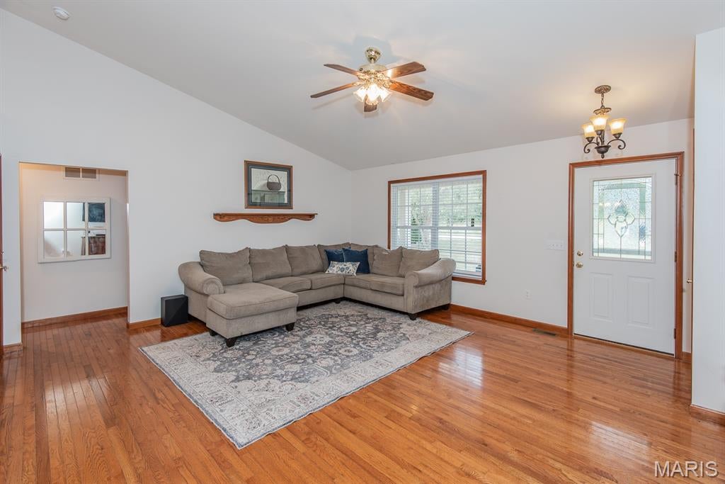 35 Chinkapin Court