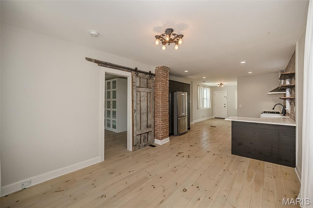 Photo of 5242 Quincy Street, St Louis, MO 63109 (MLS # 26021050)