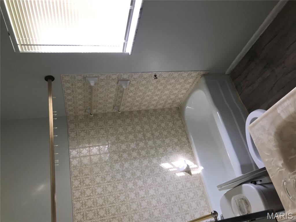 Bryans Add 02 - Residential Income