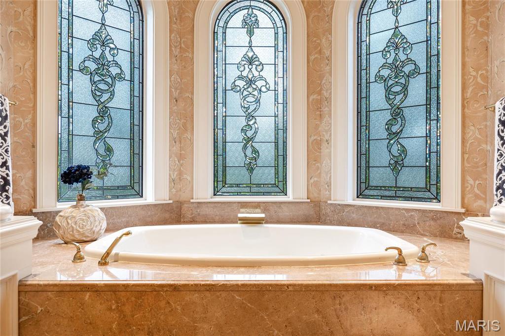 Whitmoor Upper Rdwy & Esmt - Residential