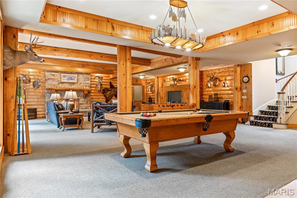 Whitmoor Upper Rdwy & Esmt - Residential