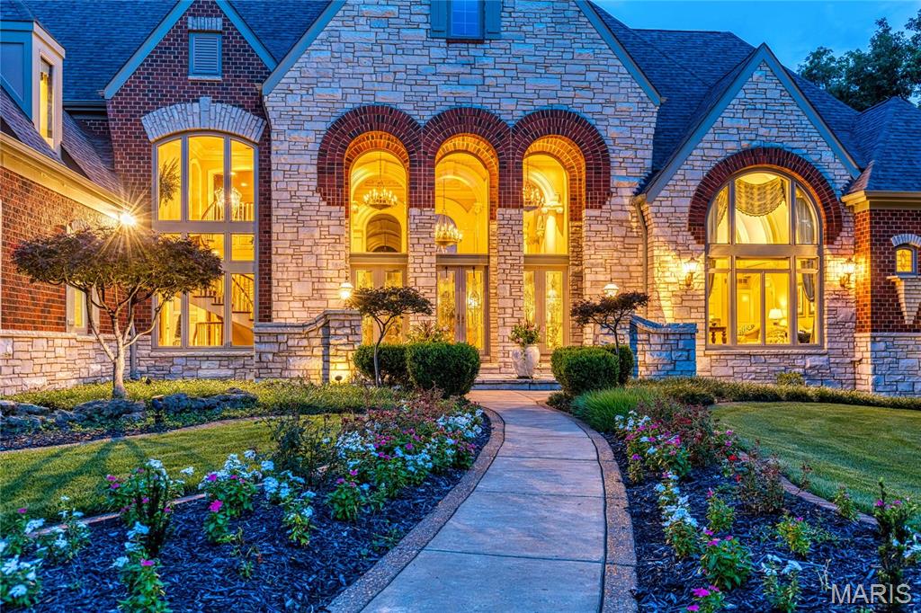 Whitmoor Upper Rdwy & Esmt - Residential