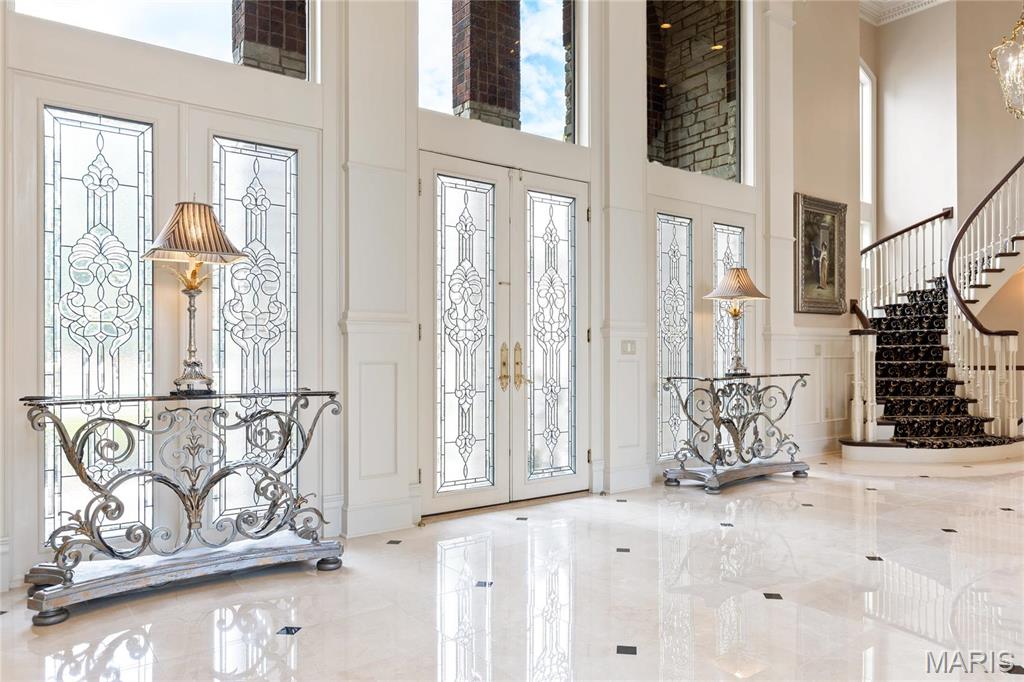 Whitmoor Upper Rdwy & Esmt - Residential