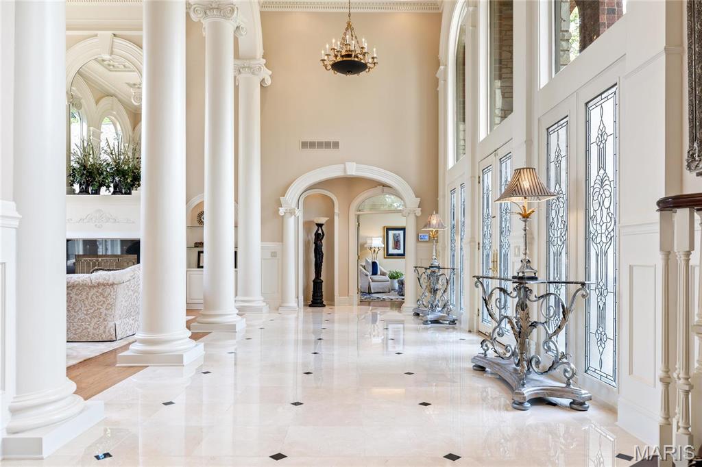 Whitmoor Upper Rdwy & Esmt - Residential