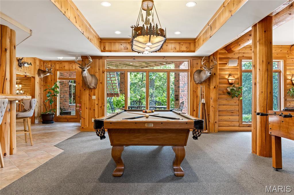 Whitmoor Upper Rdwy & Esmt - Residential