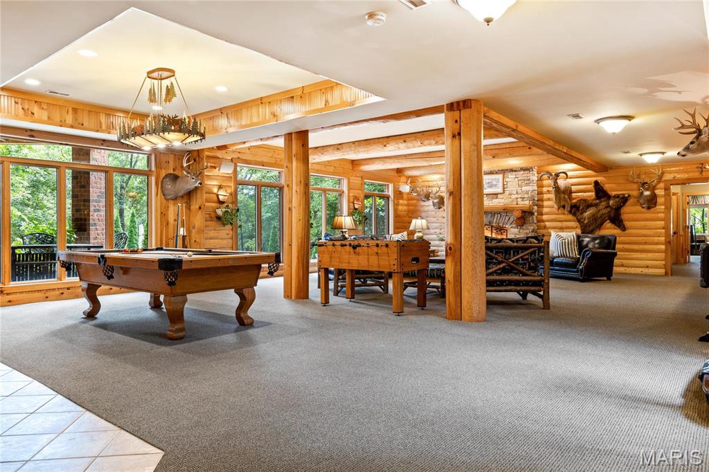 Whitmoor Upper Rdwy & Esmt - Residential