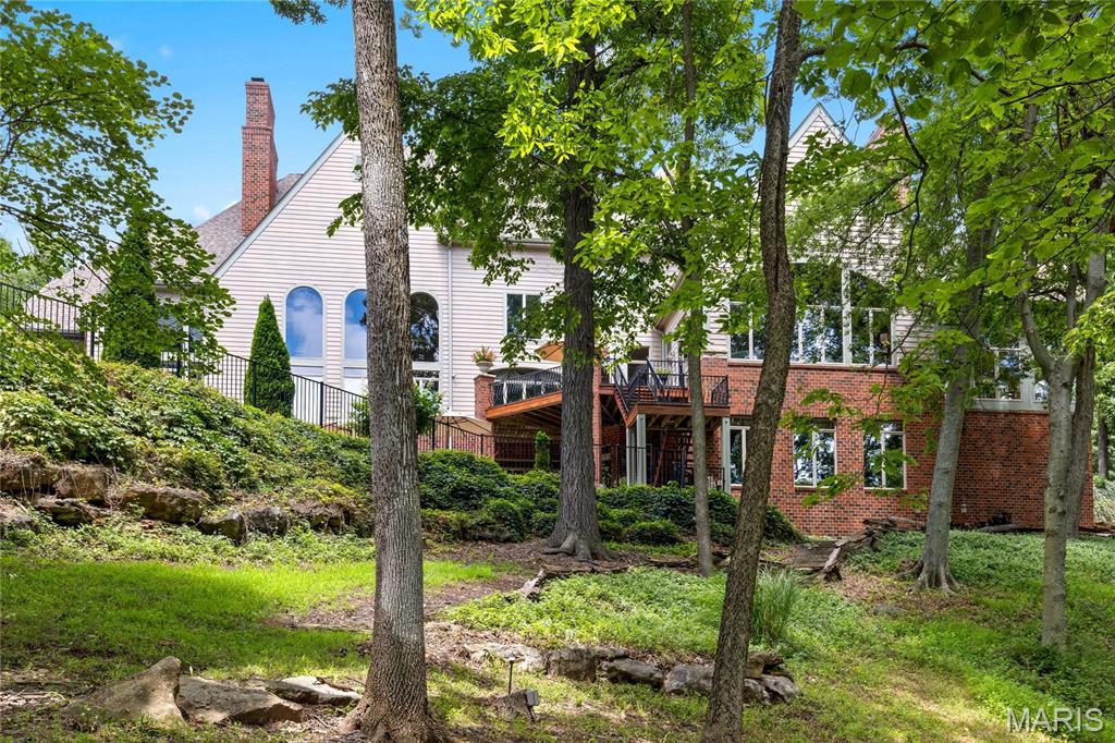 Whitmoor Upper Rdwy & Esmt - Residential