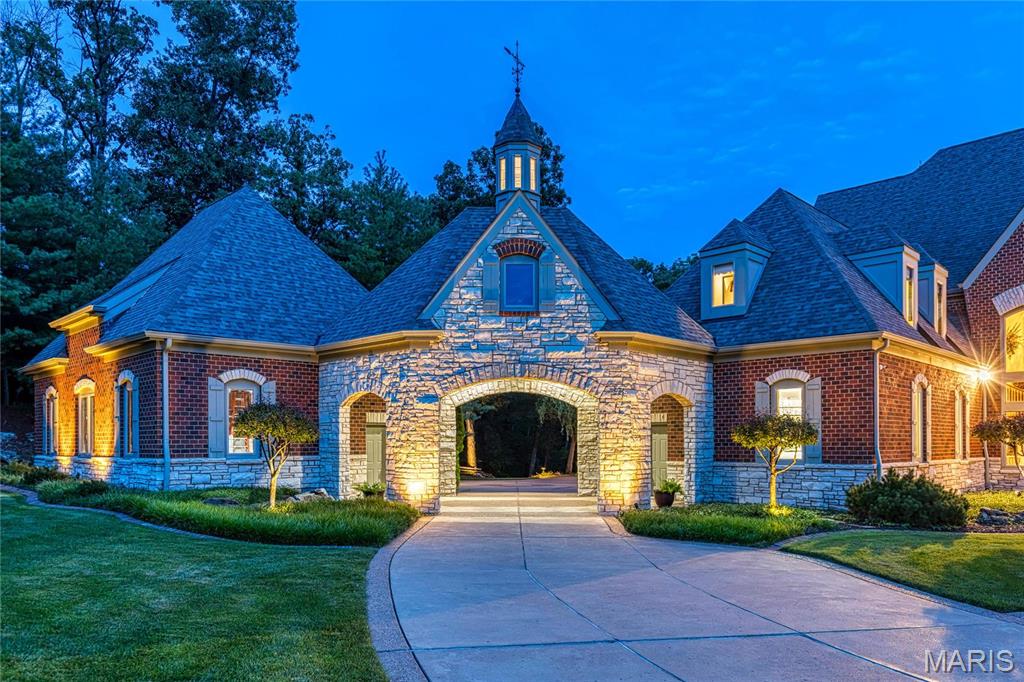 Whitmoor Upper Rdwy & Esmt - Residential