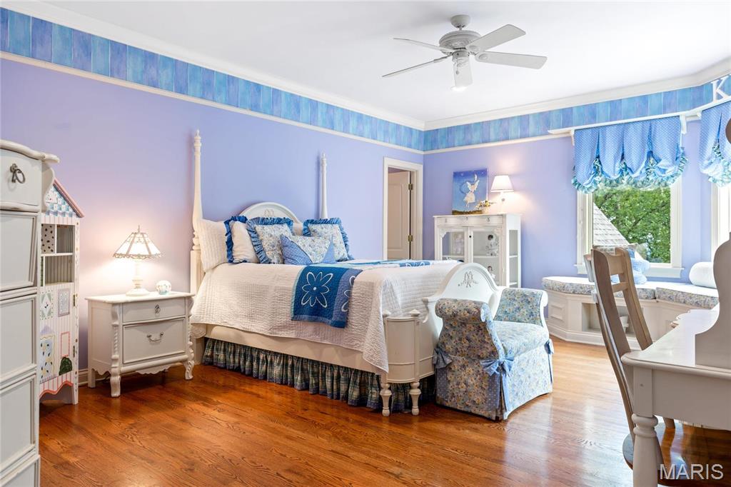 Whitmoor Upper Rdwy & Esmt - Residential