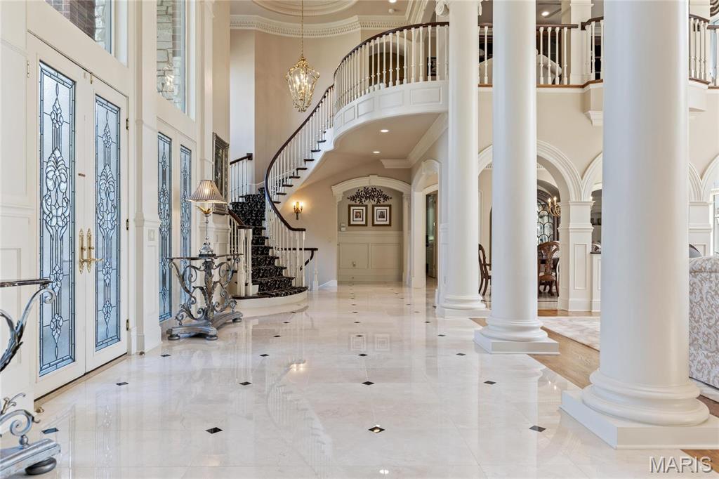 Whitmoor Upper Rdwy & Esmt - Residential