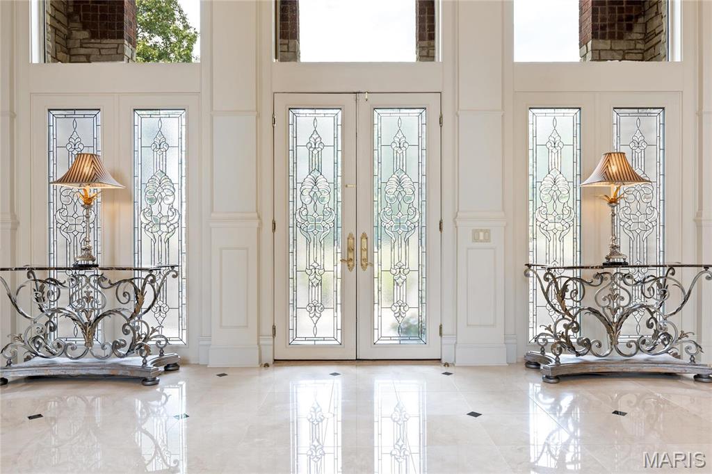 Whitmoor Upper Rdwy & Esmt - Residential