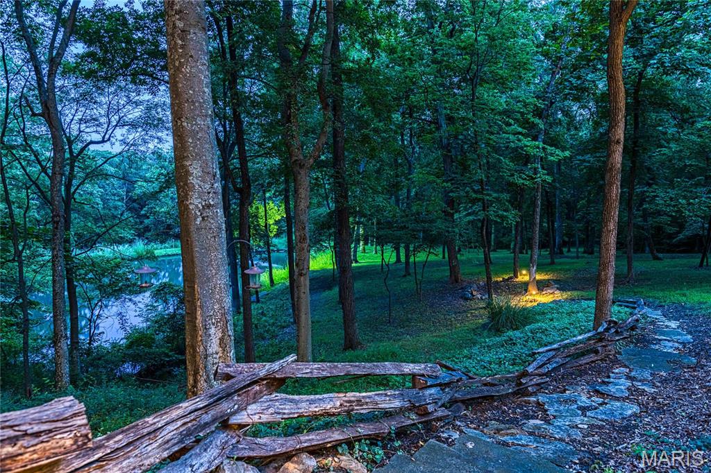 Whitmoor Upper Rdwy & Esmt - Residential