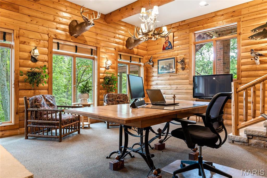 Whitmoor Upper Rdwy & Esmt - Residential