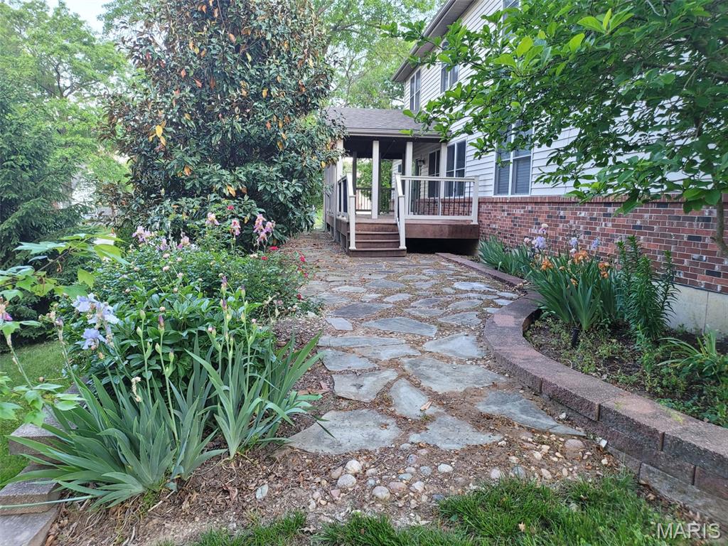 Crabapple Court - Residential