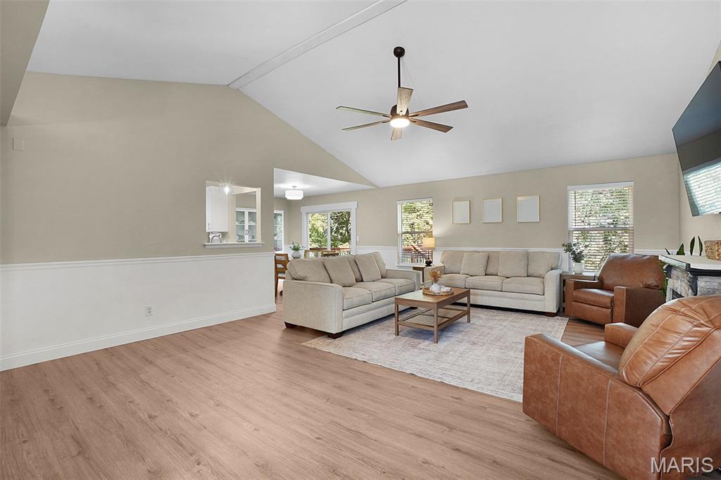 6113 Courtney Way
