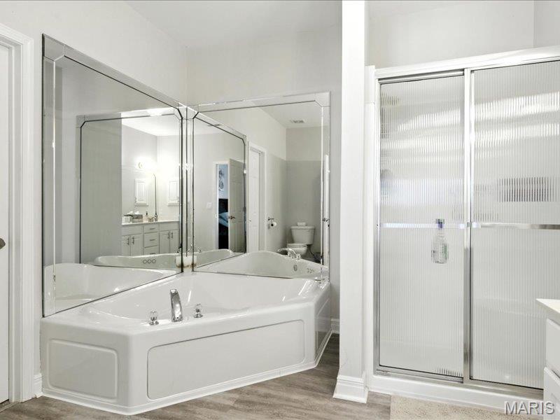 West Palms/Lk Condo - Residential