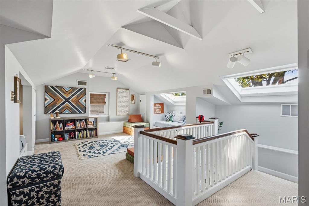 Hillcrest - Residential