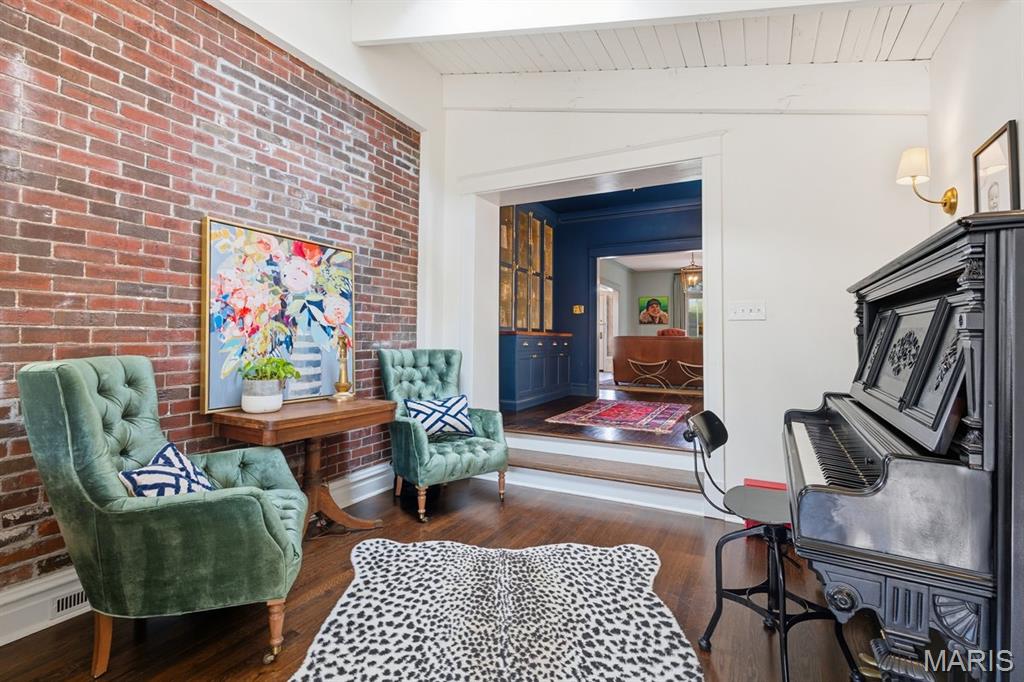 Hillcrest - Residential