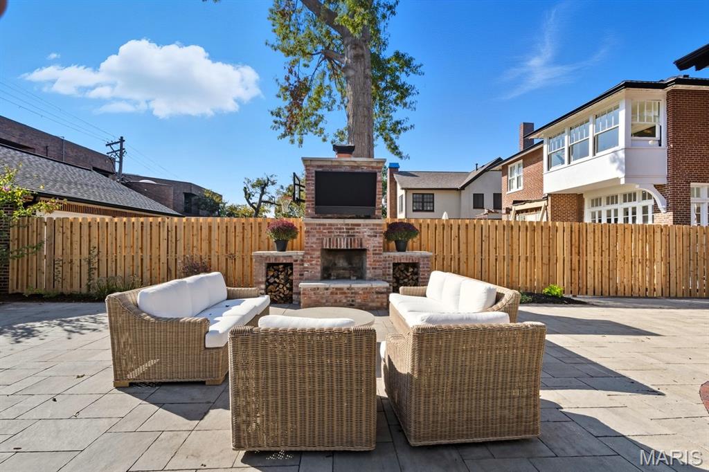 Hillcrest - Residential