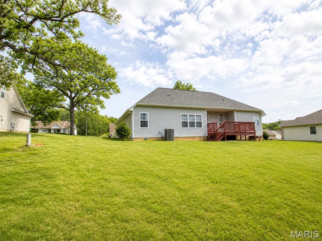 Photo of 115 Ridgeview Drive, St Robert, MO 65584 (MLS # 26027474)