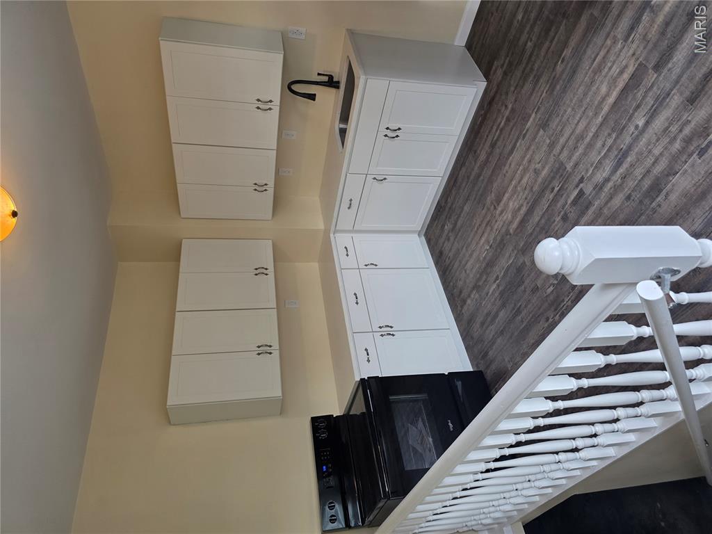 A T Schultzes - Residential