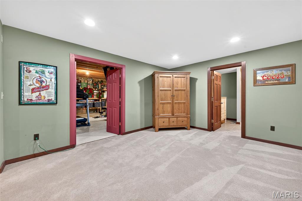 Summit Estate - Residential