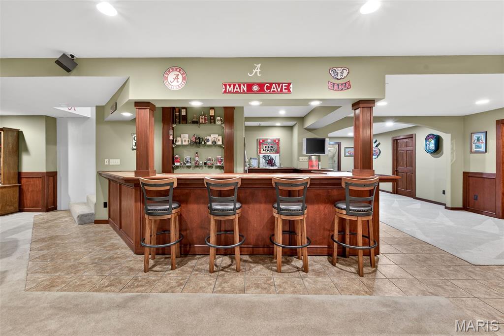 Summit Estate - Residential