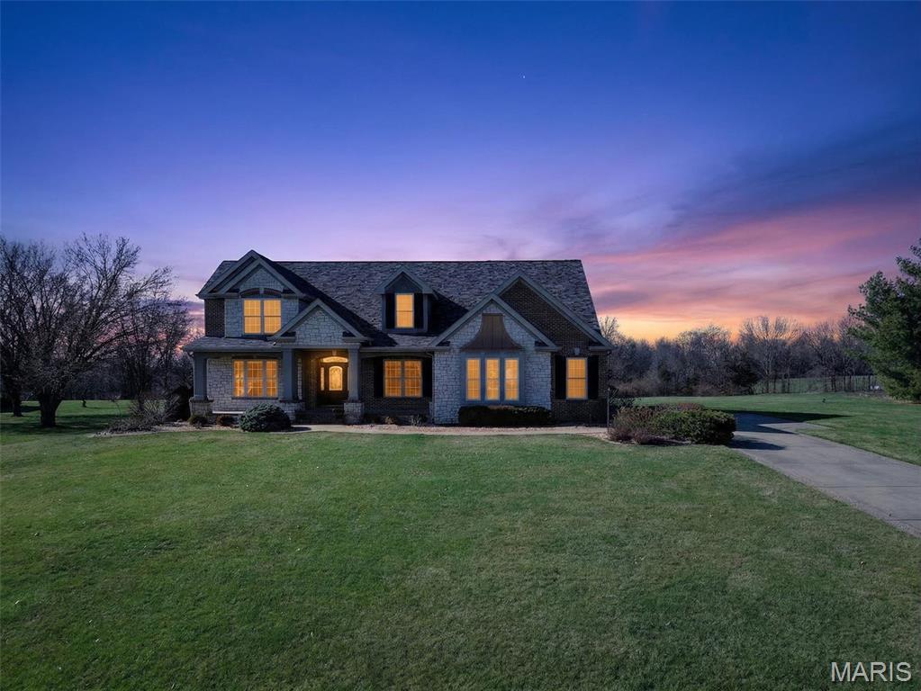 Summit Estate - Residential