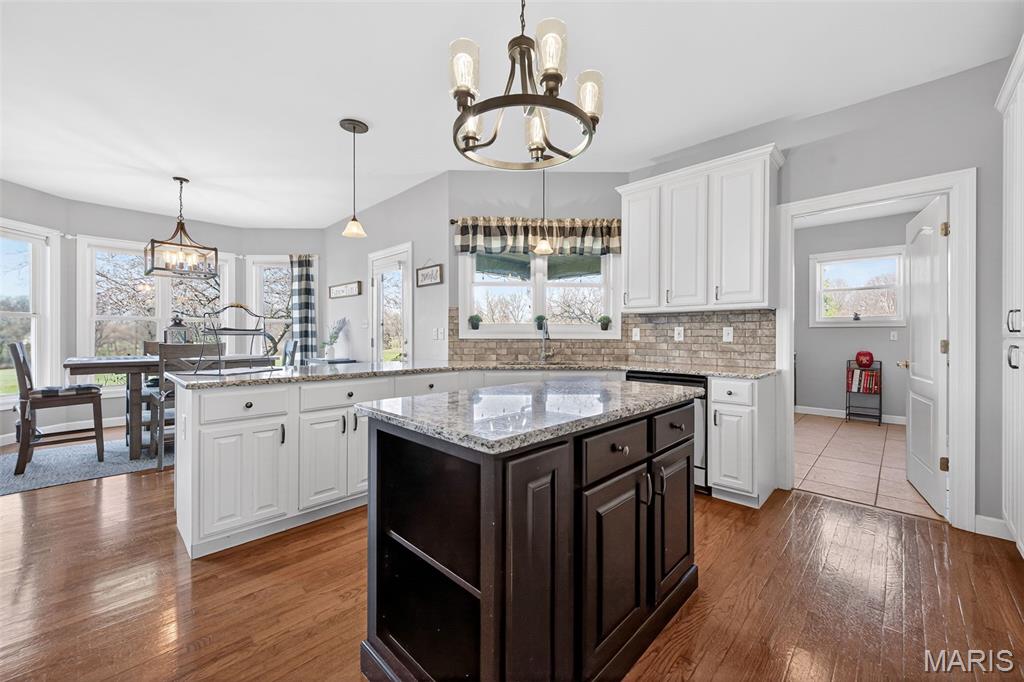 Summit Estate - Residential