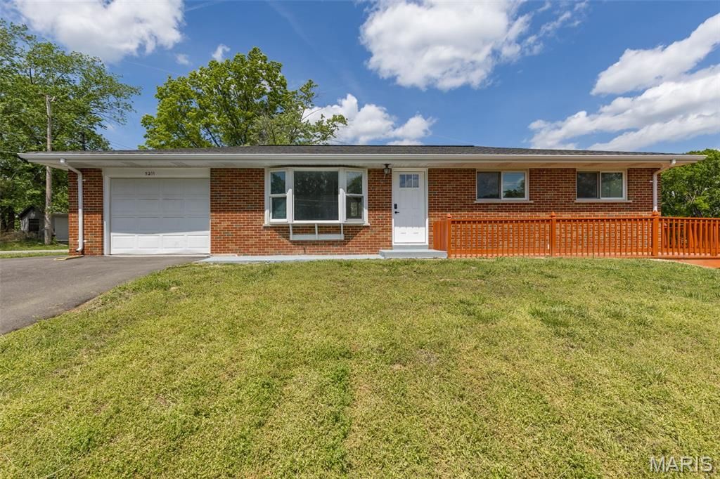 Photo of 5211 Hunning Road, High Ridge, MO 63049 (MLS # 26024020)
