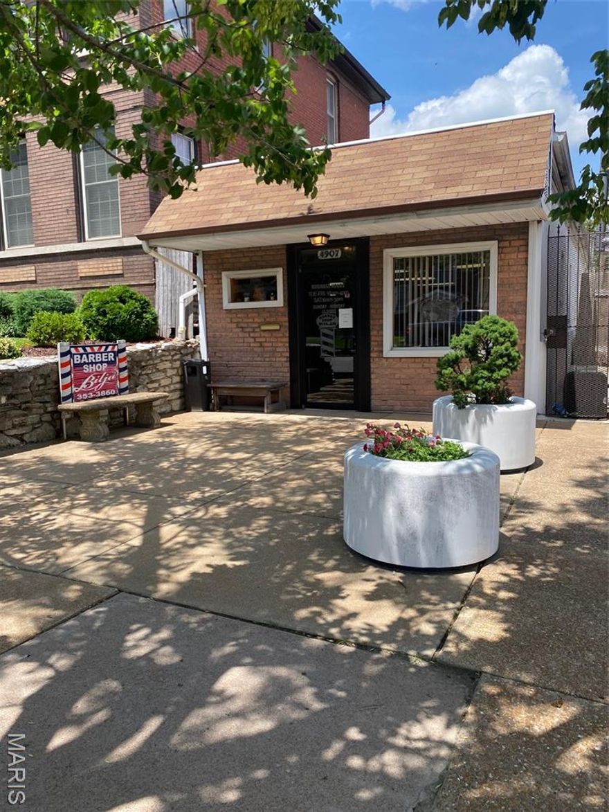 Run your own BARBER SHOP/HAIR SALON in the highly sought-after Southampton neighborhood! Barber Shop has been a neighborhood staple for many years & now it can be yours! With 1,045 square feet of space, this business is established & in a PRIME LOCATION. The commercial property is equipped with 3 CHAIR STATIONS, has 2 SPARE ROOMS for additional storage or other uses & 2 RESTROOMS! An ALL-ELECTRIC HVAC system was added in 2019 & the ROOF was REPLACED IN 2015. Whether you are looking to start your own SALON/BARBER SHOP or you’re just looking for a great INVESTMENT PROPERTY, this is the perfect opportunity for either. Take the chance before it’s too late! Location: City