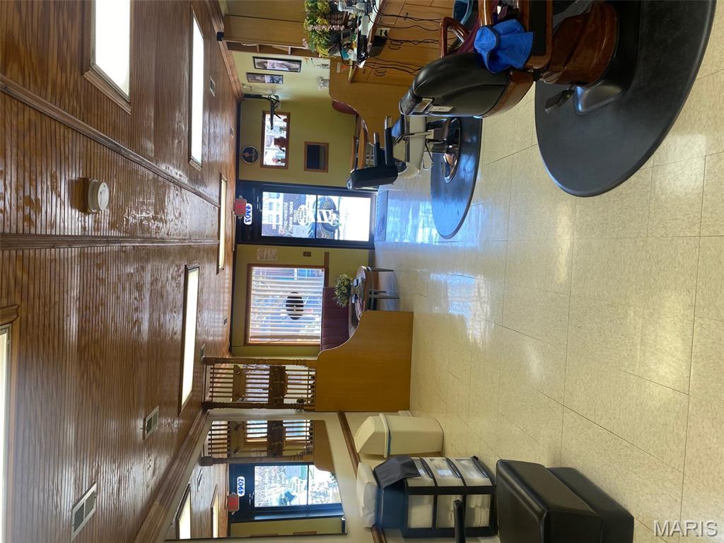 Southampton Add - Commercial Sale