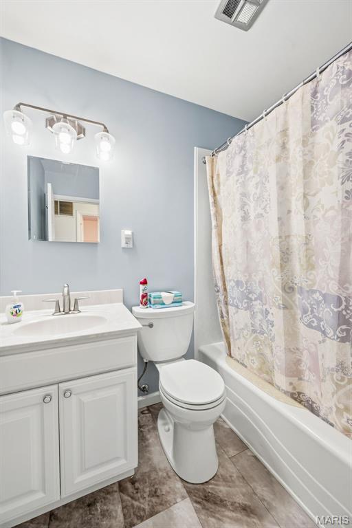 Eastwood Manor - Residential