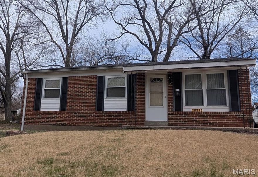 INVESTOR SPECIAL! 3-bedroom ranch featuring a full basement and off-street parking, conveniently located near public transportation, everyday amenities, and major commuting routes—ready for an investor or value-add opportunity.