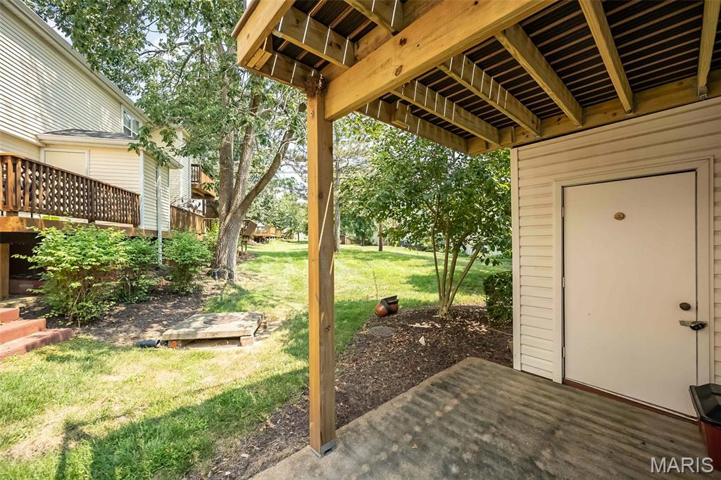 Brentwood Forest Condo Ph Three - Residential