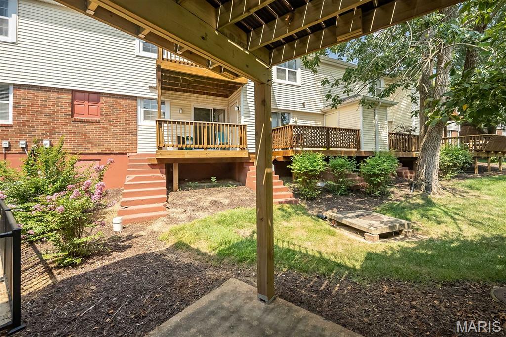 Brentwood Forest Condo Ph Three - Residential