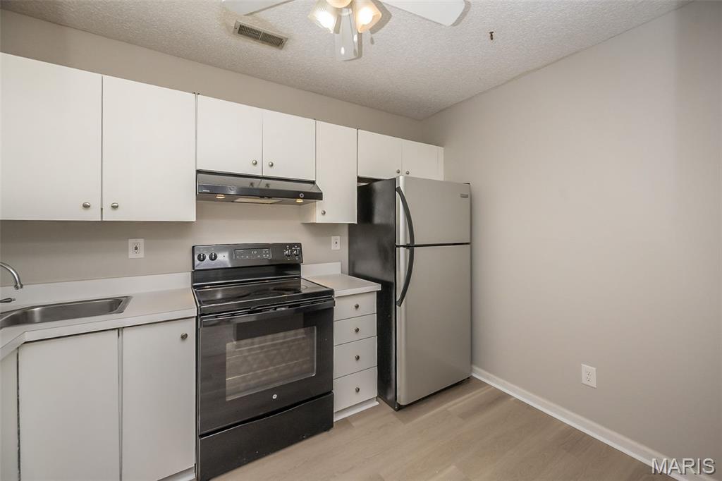 Brentwood Forest Condo Ph Three - Residential