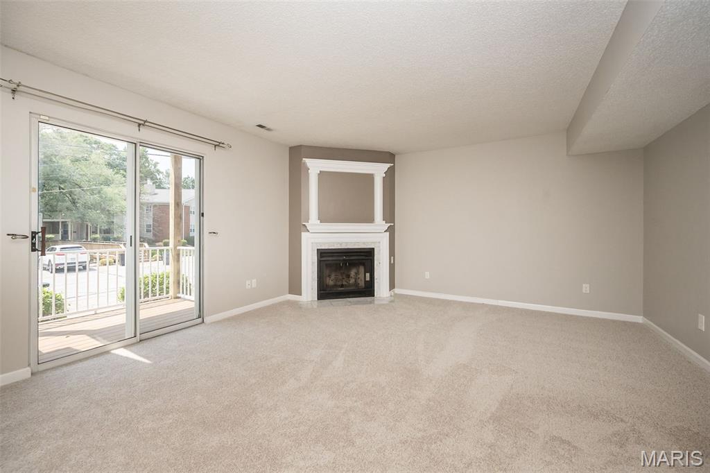 Brentwood Forest Condo Ph Three - Residential