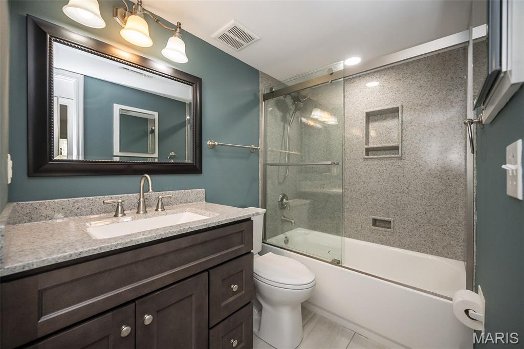 Brentwood Forest Condo Ph Three - Residential