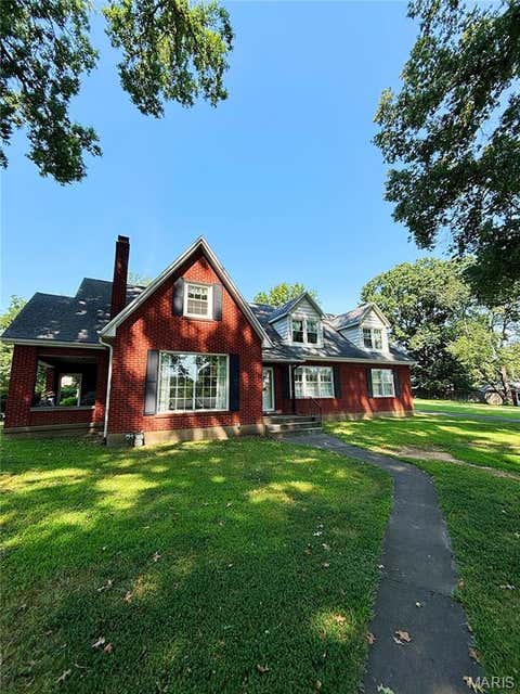 Photo of 811 E Rodney Drive, Cape Girardeau, MO 63701 (MLS # 26052254)