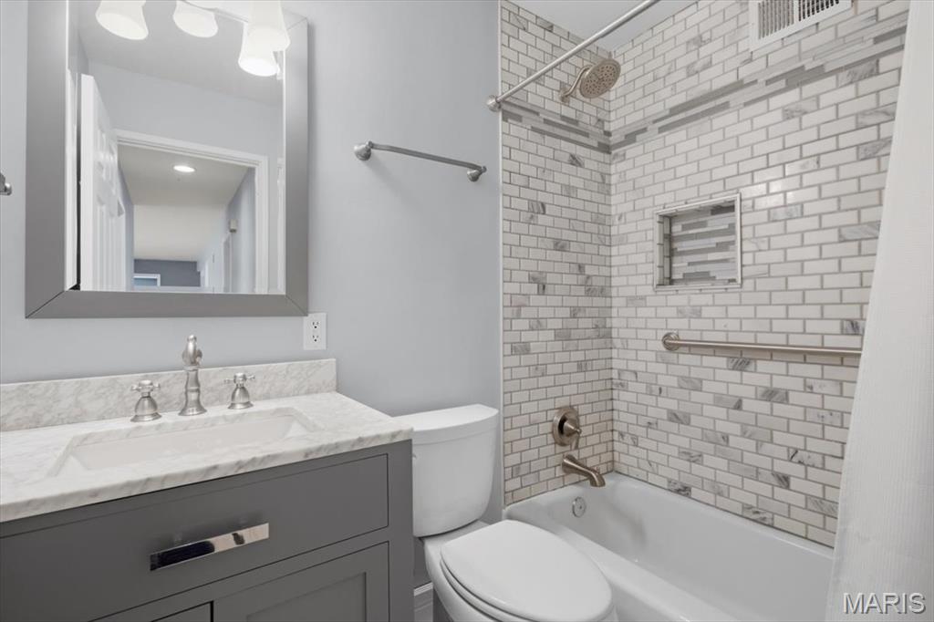 Pebble Hill 4 - Residential