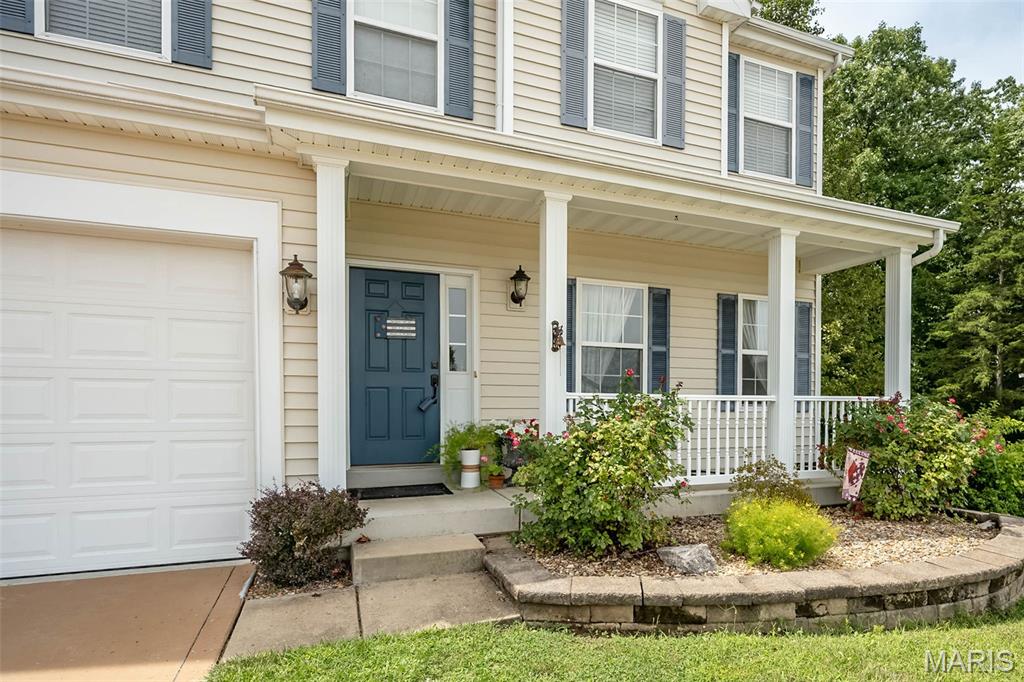 5521 Regency Woods Manor