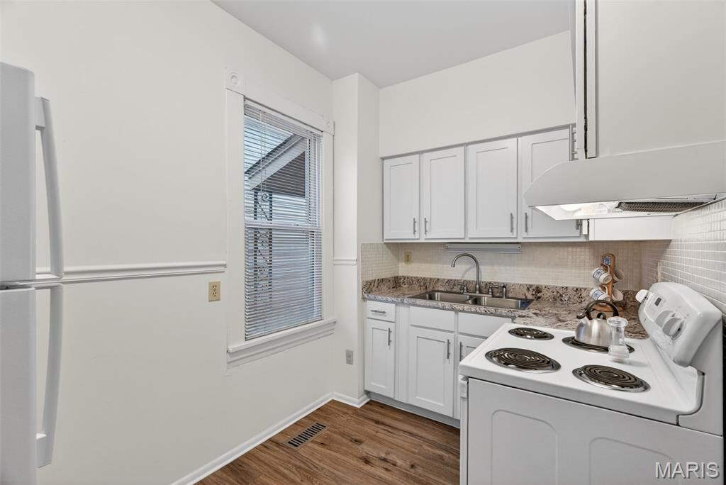 Redmons Add - Commercial Lease