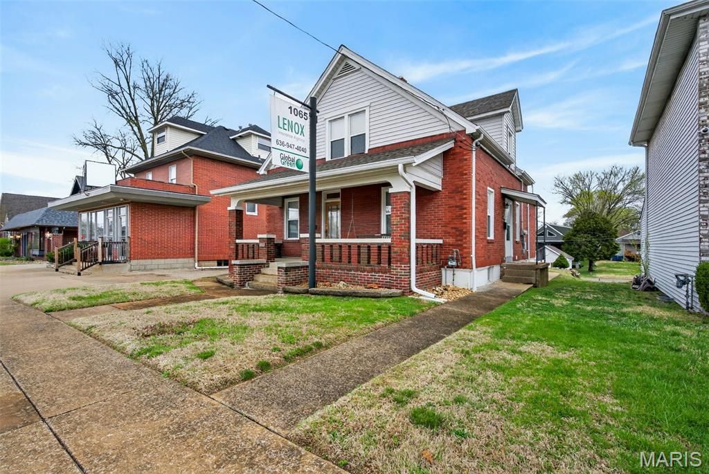 Photo of 1065 1st Capitol Drive, St Charles, MO 63301 (MLS # 26018340)